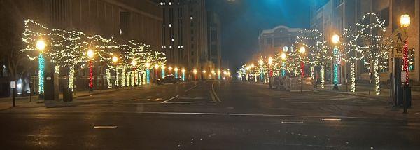 Beautifully decorated for Christmas!