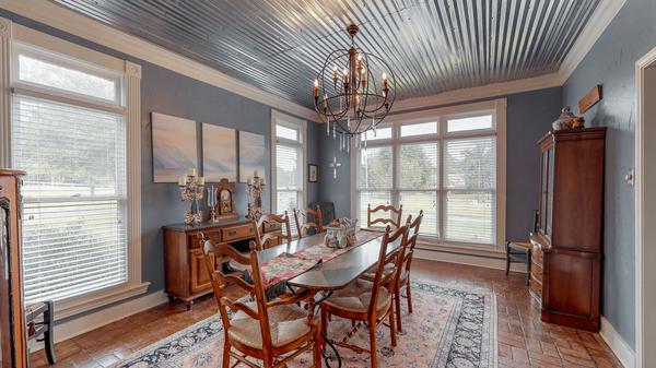 Formal Dinning - 10010 CR 1273 - Flint Texas 75762