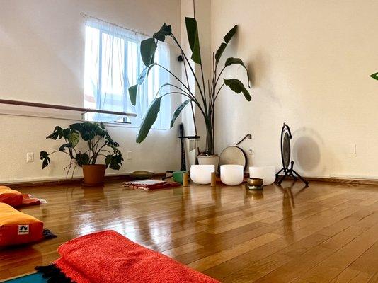 Glow Yoga & Wellness