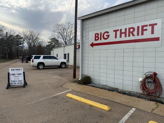 Big Thrift