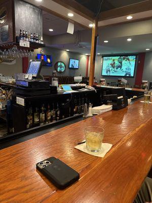 Inside Aviator Tavern in Holiday Inn