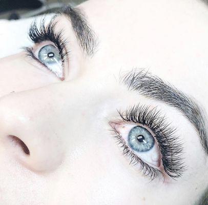 Volume eyelash extension