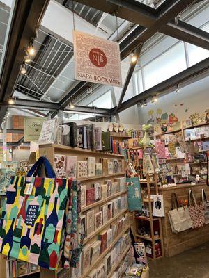 Napa Bookmine