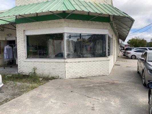 Superior Dry Cleaners