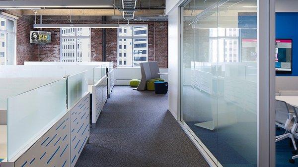 Create privacy and style in any work enviroment