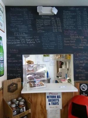 Tyrone Sandwich & Six Pack Shop