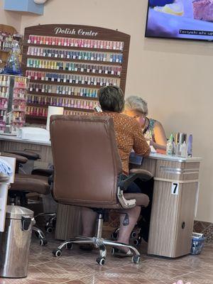 J & J Nails