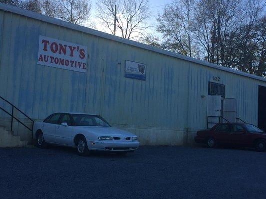 Tony's Automotive