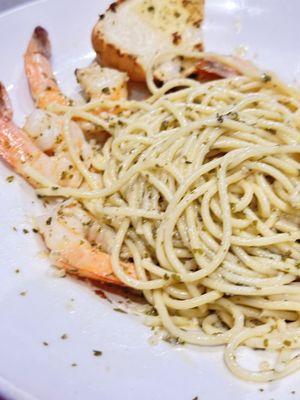 Where's the angel hair I ordered Shrimp Scampi supposedly with angel hair