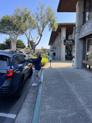 Just pull up to our curbside parking with a valid ID and we'll handle the rest.