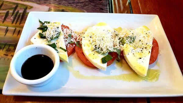 Cabrese salad.