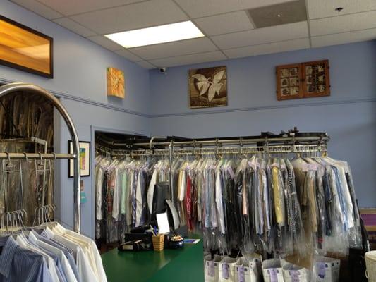 Iris Dry Cleaners