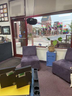 here's the entrance and a nice seating area.