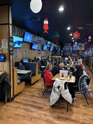 Sportspage Bar & Grille