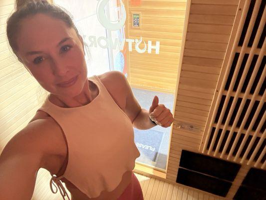 HOTWORX- Santa Rosa, CA - Fulton Market Place