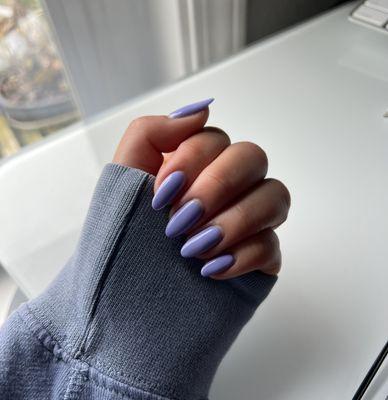 On that purple/blueberry milk nail trend