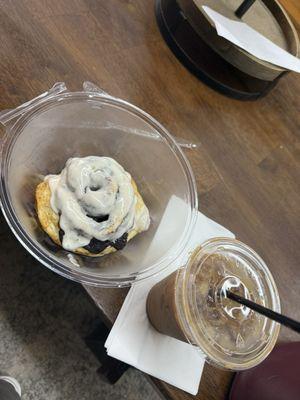 Cinnamon roll & iced espresso