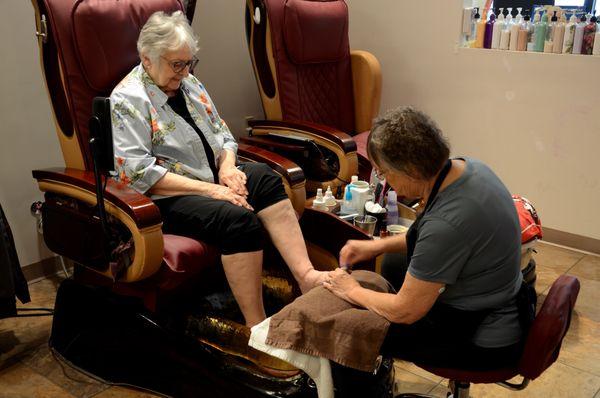 The Nail Station