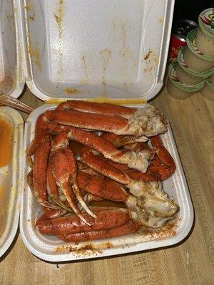 Garlic crab legs