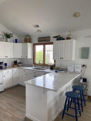 Helpin Hand Handyman