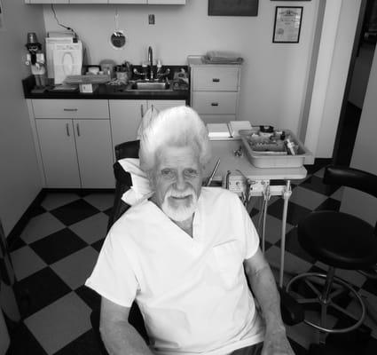 Health Conscious Dentistry - Paul Genung