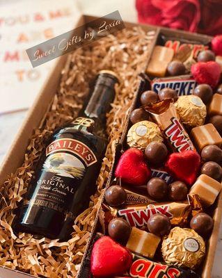 Sweet Gifts by Lexia