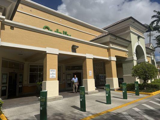 Publix Super Markets