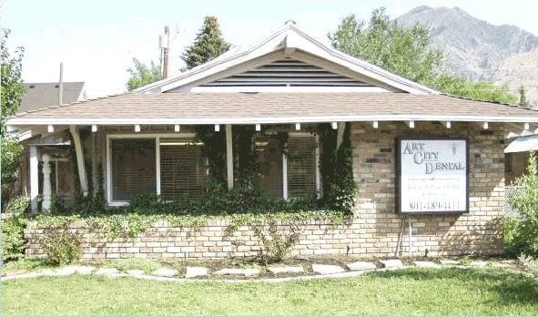 Perkins Robert N Dentist