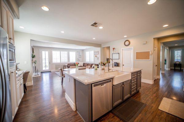 Linda Hao Realty Group - Keller Williams