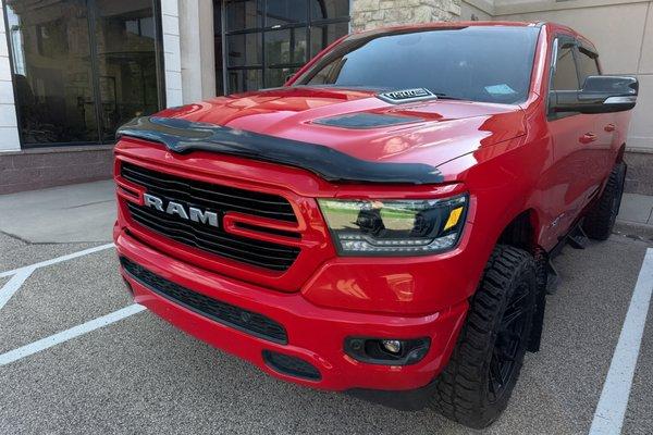 Lakeville Collision Inc