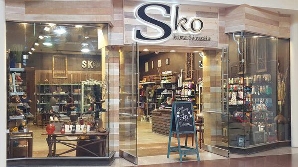 Amazing quality in craftsmanship! Perfect for one of our Mall locations. Thanks guys!