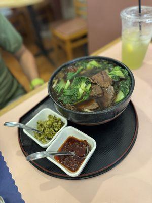 Ray's Café & Teahouse