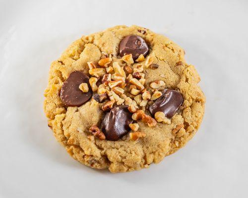 Butter Pecan Chocolate Chunk Cookie