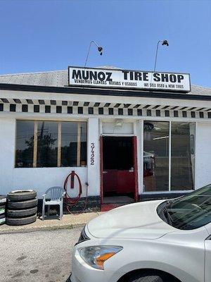 Munoz Tire Shop