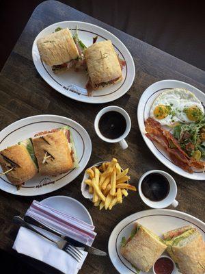 Bonne Vie Cafe & Bistro