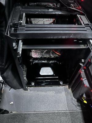 Service easily remove the old one