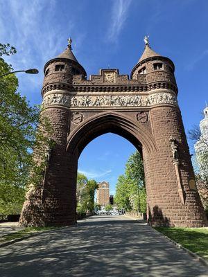 Soldiers and Sailors Memorial Arch