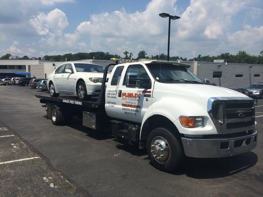 We take good care of your luxury car...