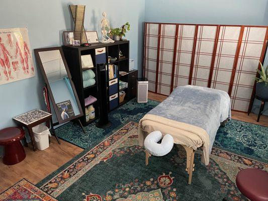 Comfortable treatment space.