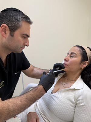 Chin Filler