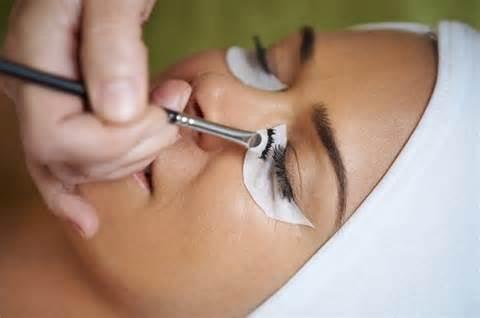 Eye lash Tint