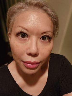 Hybrid eyelash extensions and lip blush.