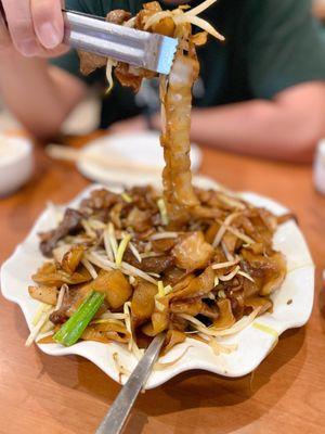 beef chow fun