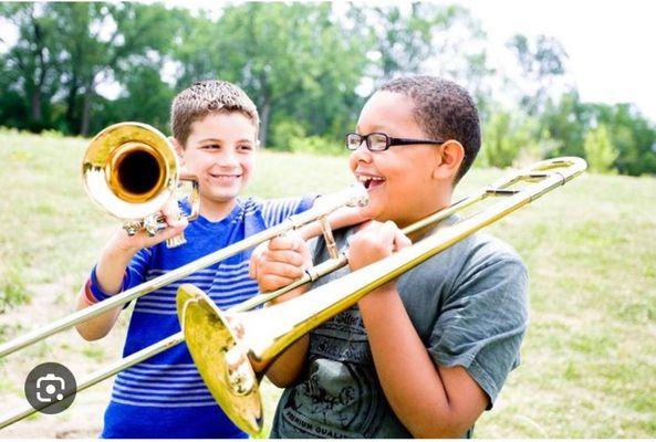 World Famed Masters Of Music Academy & Band