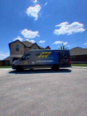 Mendoza's Tires & Automotive