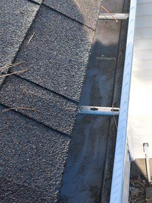 Keeping your gutters, clean is important, keep your home dry from damaging rainwater.