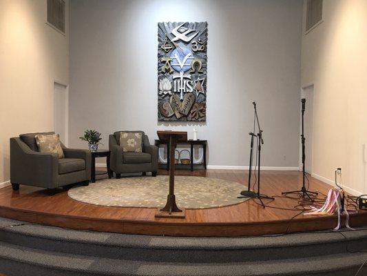 The refurbished center is beautiful! The board, members and ministers poured a lot of love into manifesting this vision.