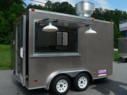 Chow 8x12 Deluxe "Lunchbox"