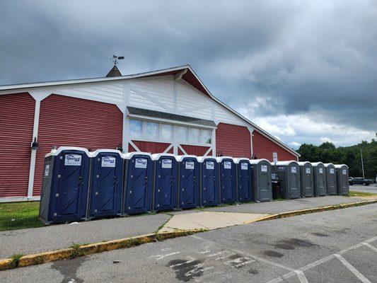 New Hampshire Liquor & Wine Outlet