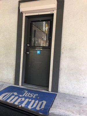 Love their drive thru! Super convenient.